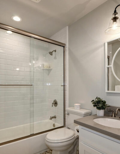 51st Street - Bathroom